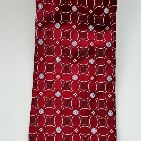 Faconnable 100% Italian Silk Tie Red Blue‎ White Floral Men's Long NWOT - Picture 6 of 6
